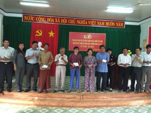 Lãnh đạo tỉnh Bình Phước và huyện Lộc Ninh tổ chức đi thăm, tặng quà đối tượng chính sách nhân kỷ niệm 68 năm Ngày Thương binh-Liệt sỹ (27/7/1947 – 27/7/2015)