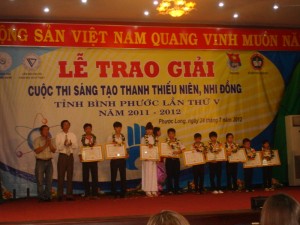 Ban Tổ chức Cuộc thi Sáng tạo thanh thiếu niên, nhi đồng lần thứ VIII, năm 2014 – 2015 tỉnh Bình Phước họp, đánh giá kết quả triển khai thực hiện và chuẩn bị cho Lễ tổng kết, trao giải