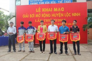 Giải bơi lội mở rộng huyện Lộc Ninh lần thứ II/2015