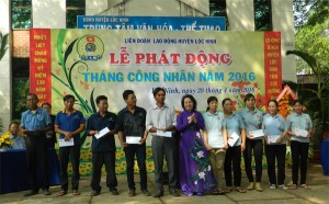 Huyện Lộc Ninh tổ chức Lễ phát động Tháng công nhân năm 2016