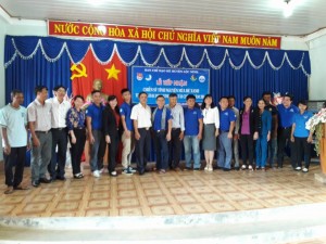 Lộc Ninh tiếp nhận 50 chiến sỹ tình nguyện Trường Đại học Kinh tế Tài chính (TP HCM)